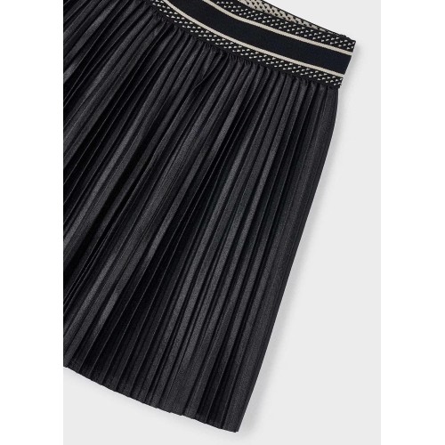Плисирана пола за момиче