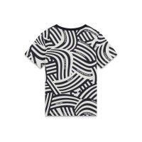 Тениска Guess за момче с джоб и лого